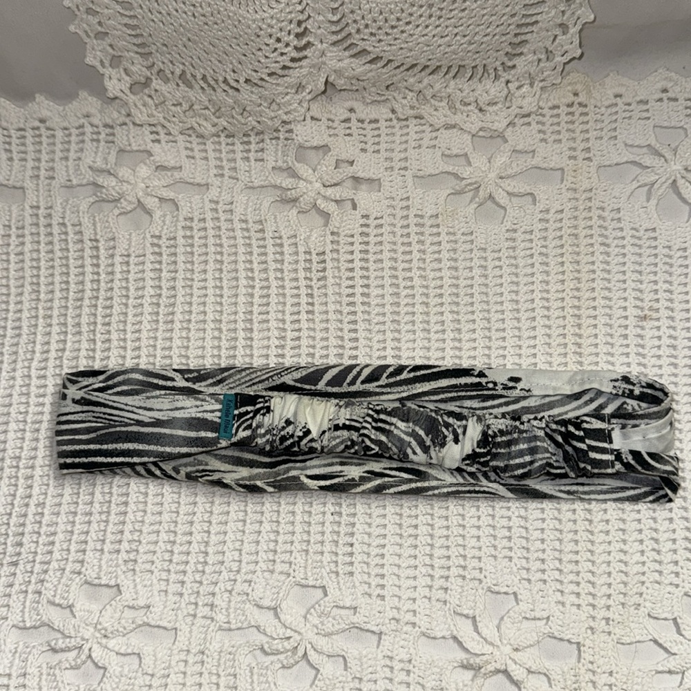 Kahele Maui Handmade Headwrap Black & White Waves Print OS - Picture 8 of 13